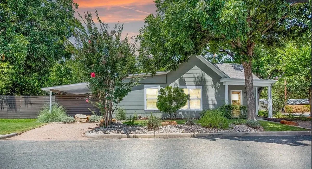 Harmony Bungalow