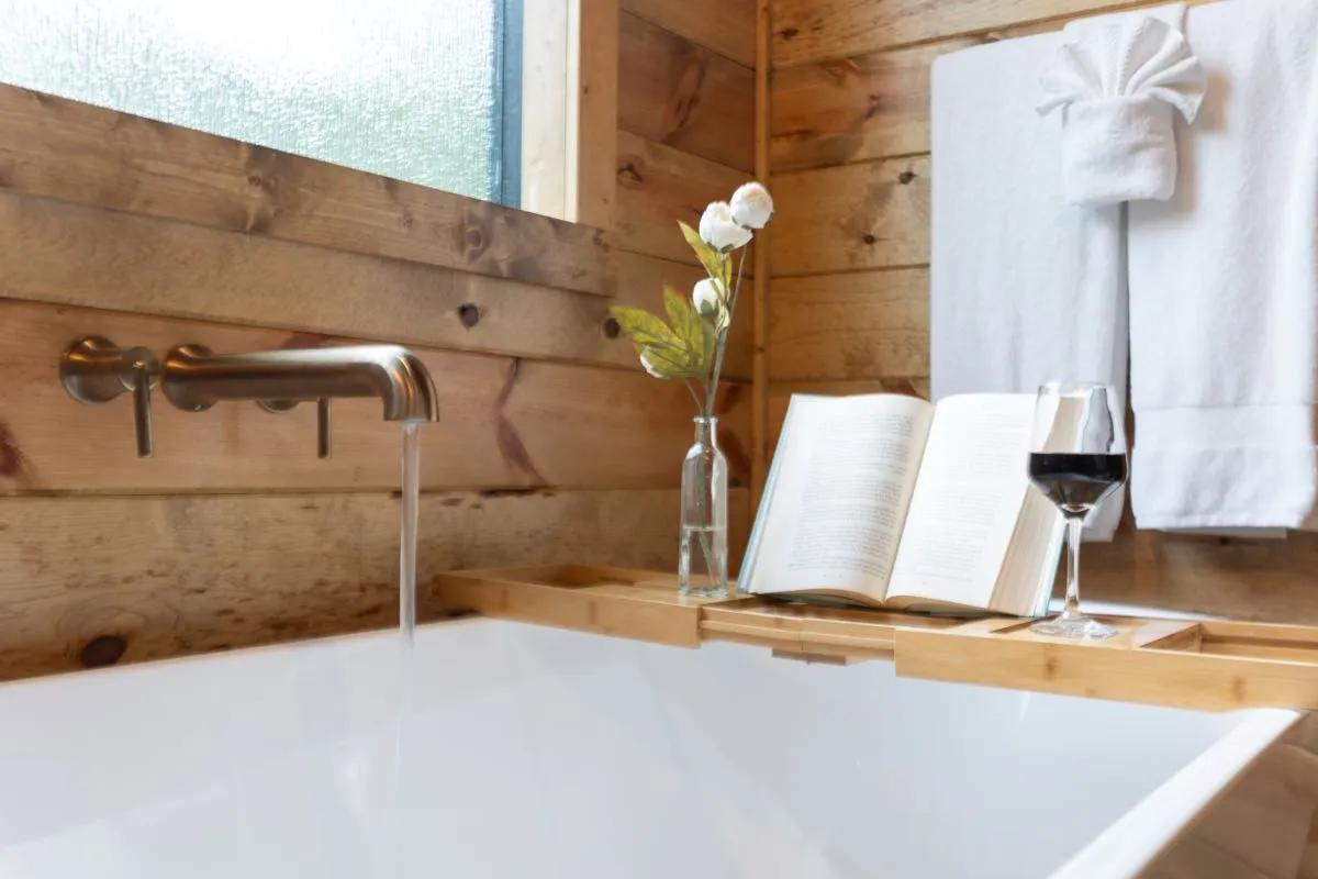 Chocolate Fudge Bathroom Bathtub