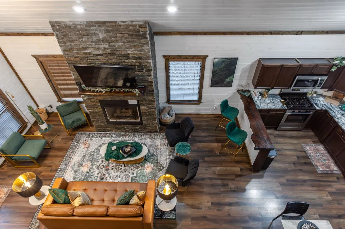 Rum N Raisin Detail View From Loft