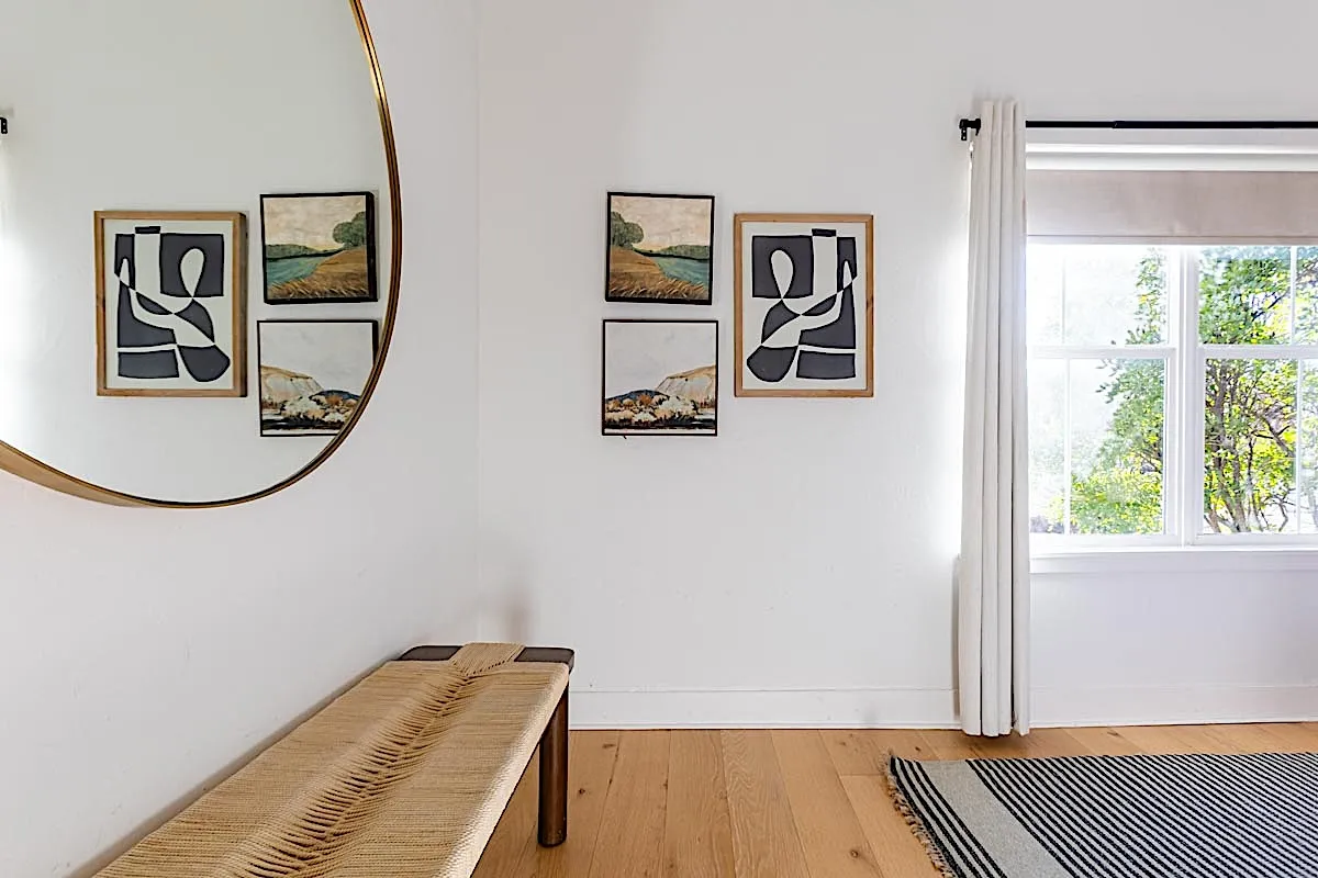 Harmony Bedroom Master Bench Detail