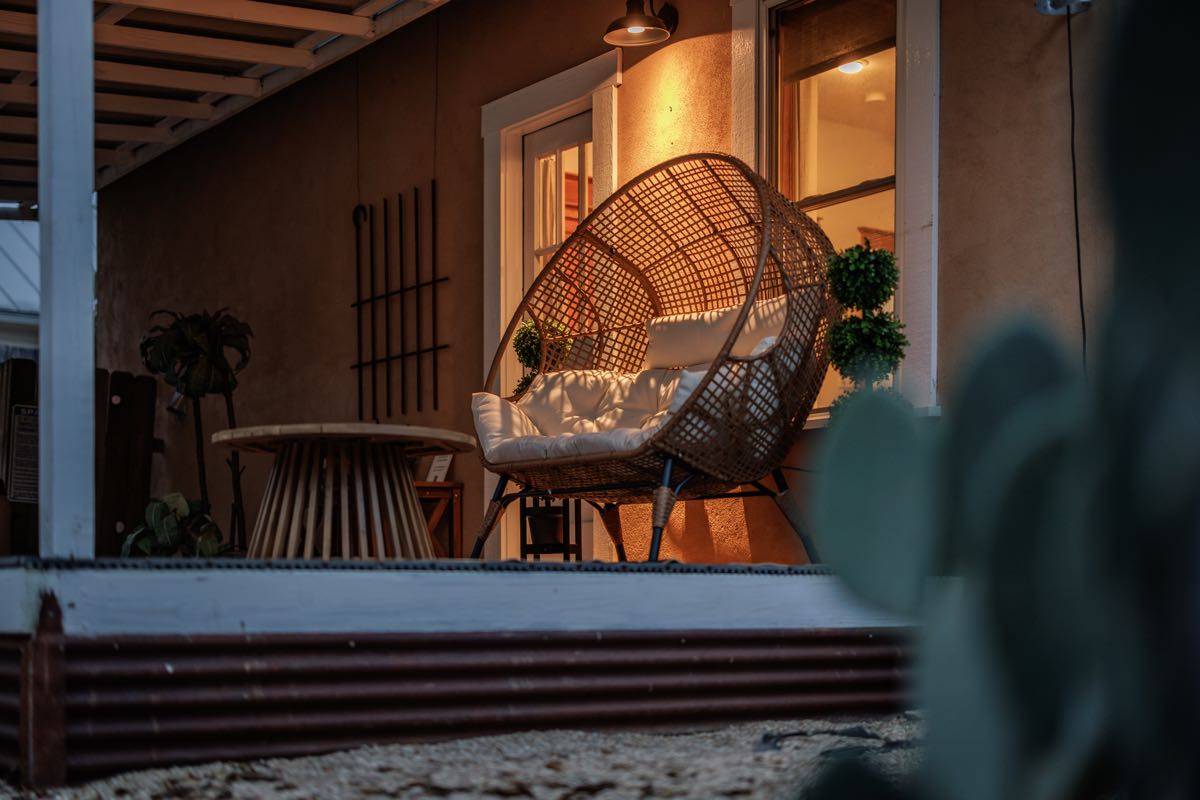 Bliss Backyard Egg Chair