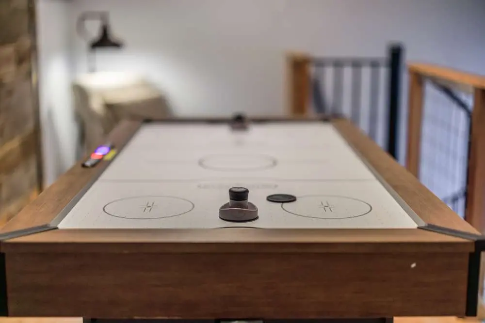 Bliss Airhockey Detail