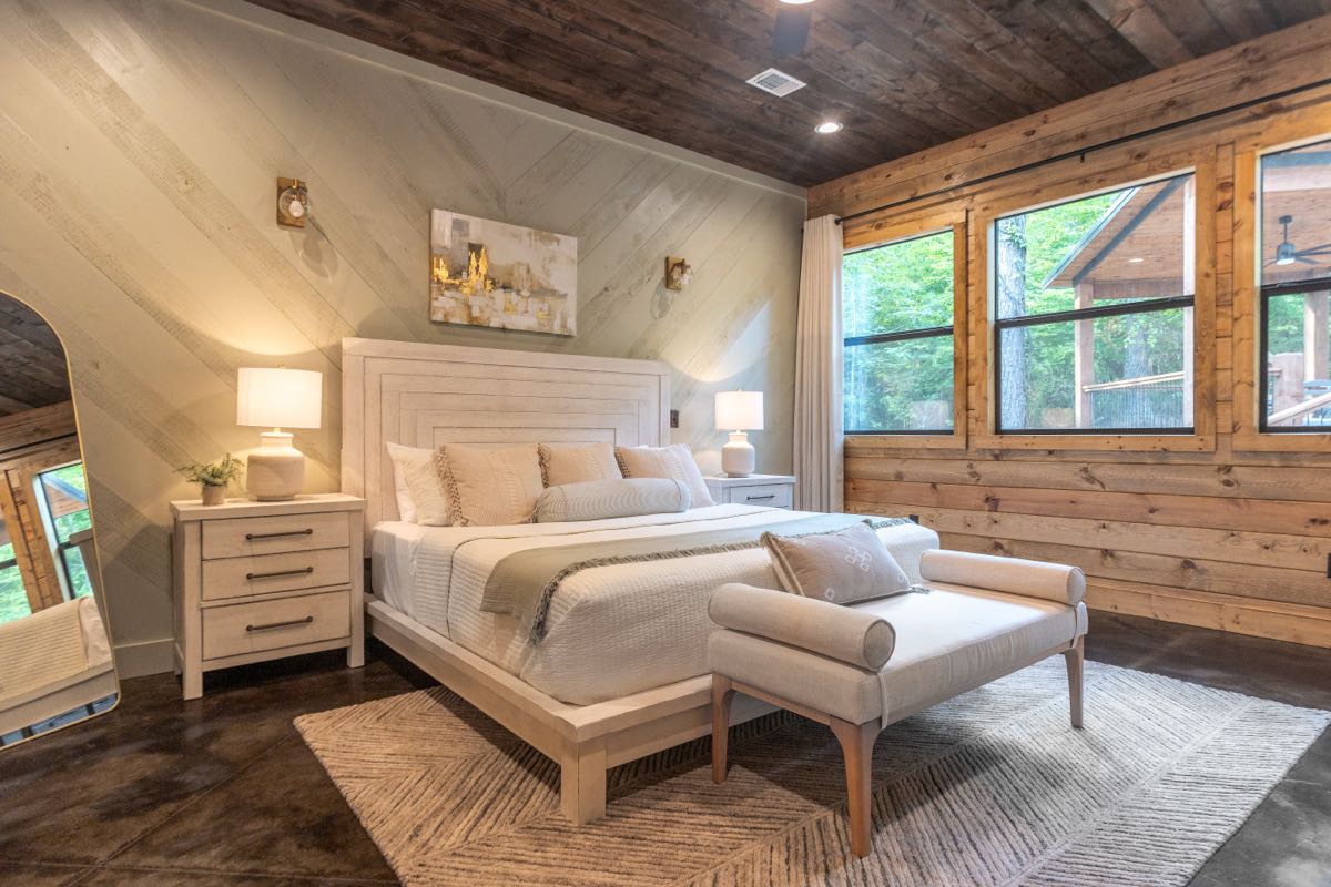 Chocolate Fudge Bedroom Front