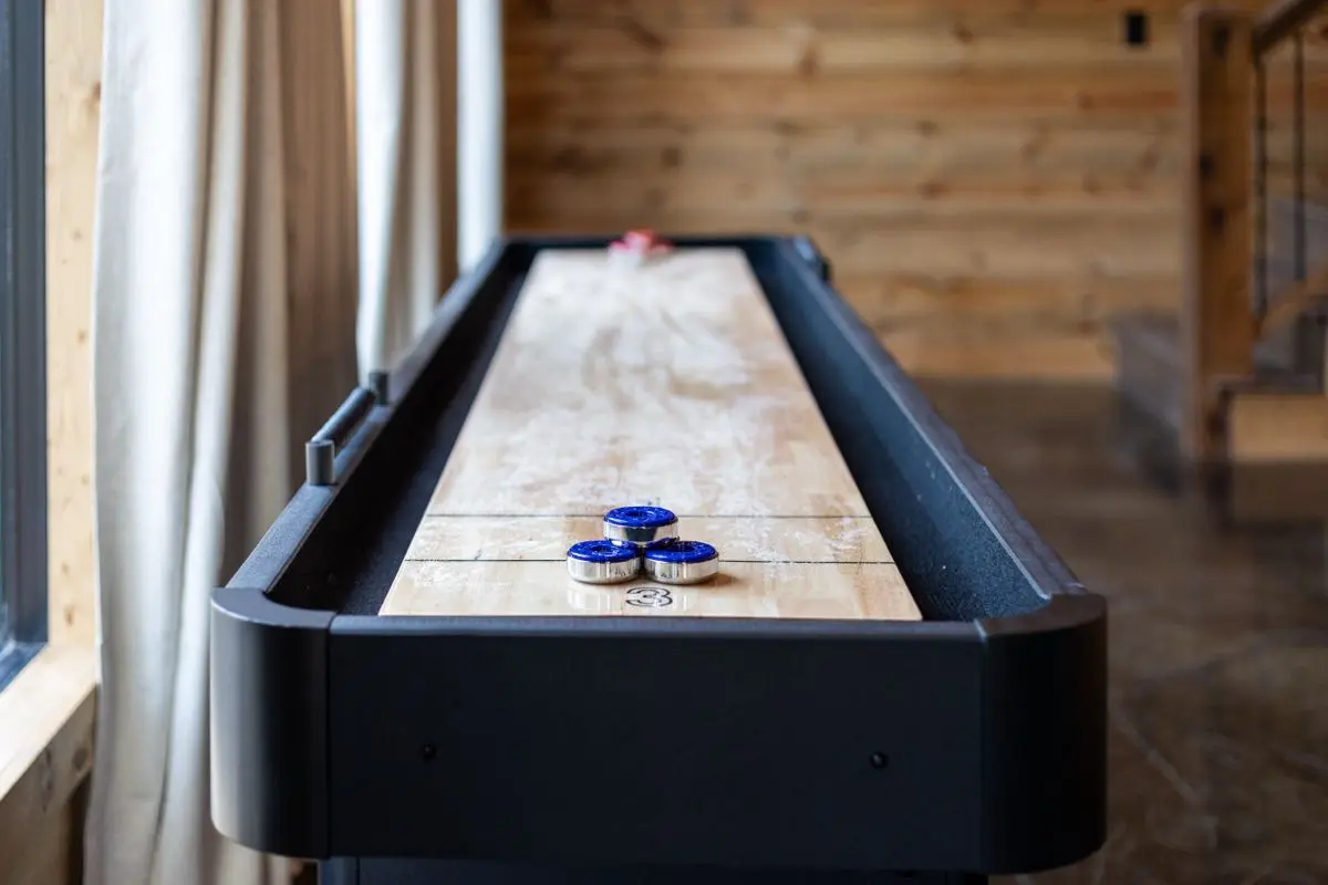 Chocolate Fudge Shuffleboard Detail