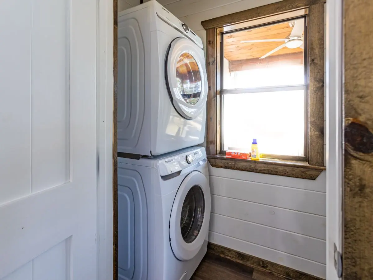 Rum N Raisin Laundry