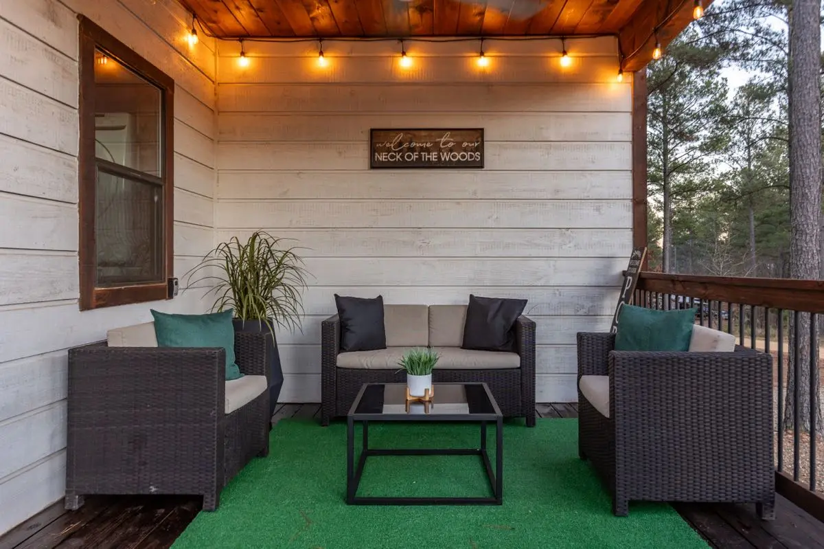 Rum N Raisin Backyard Deck Seating